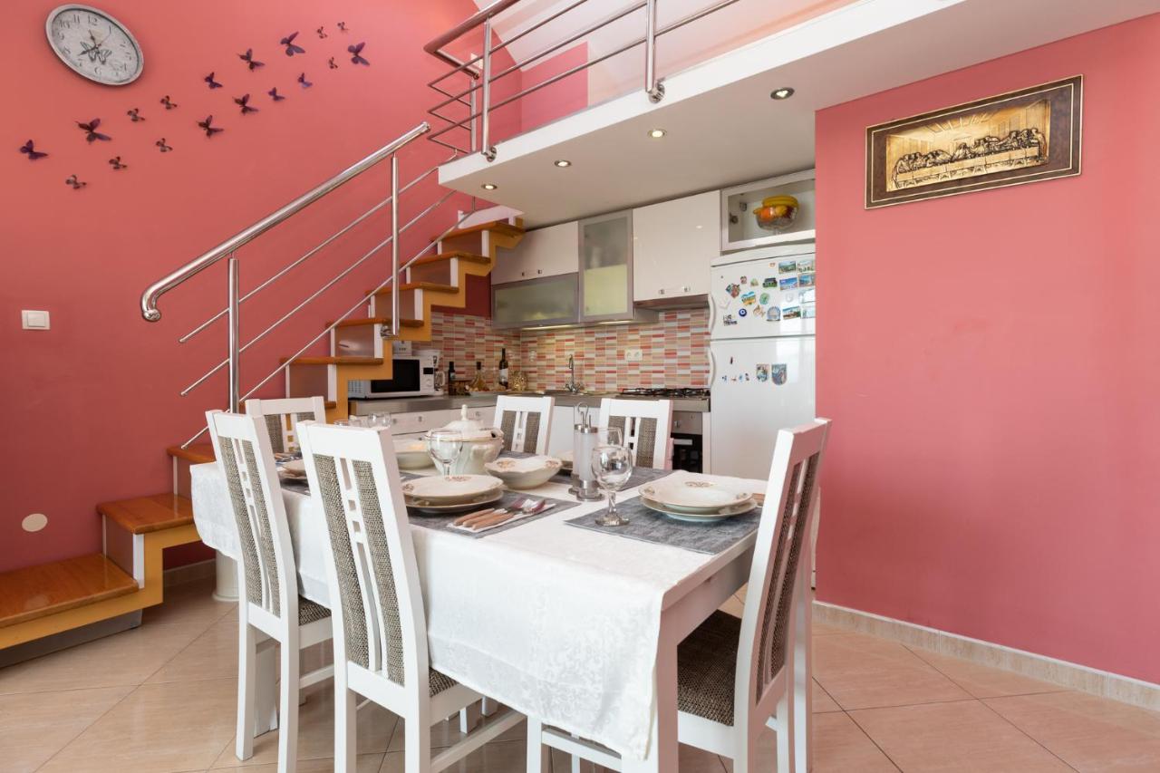 Apartman Monika Omis Exterior photo
